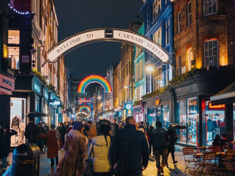 London street’s Christmas lights will get a ’90s-inspired&nbsp;makeover